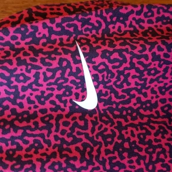 Nike Support Tank - Picture 3 of 5